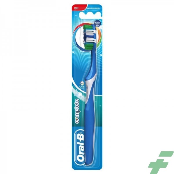 ORALB COMPLETE 5 IN 1 SPAZZOLINO MEDIO TESTINA 40 MM